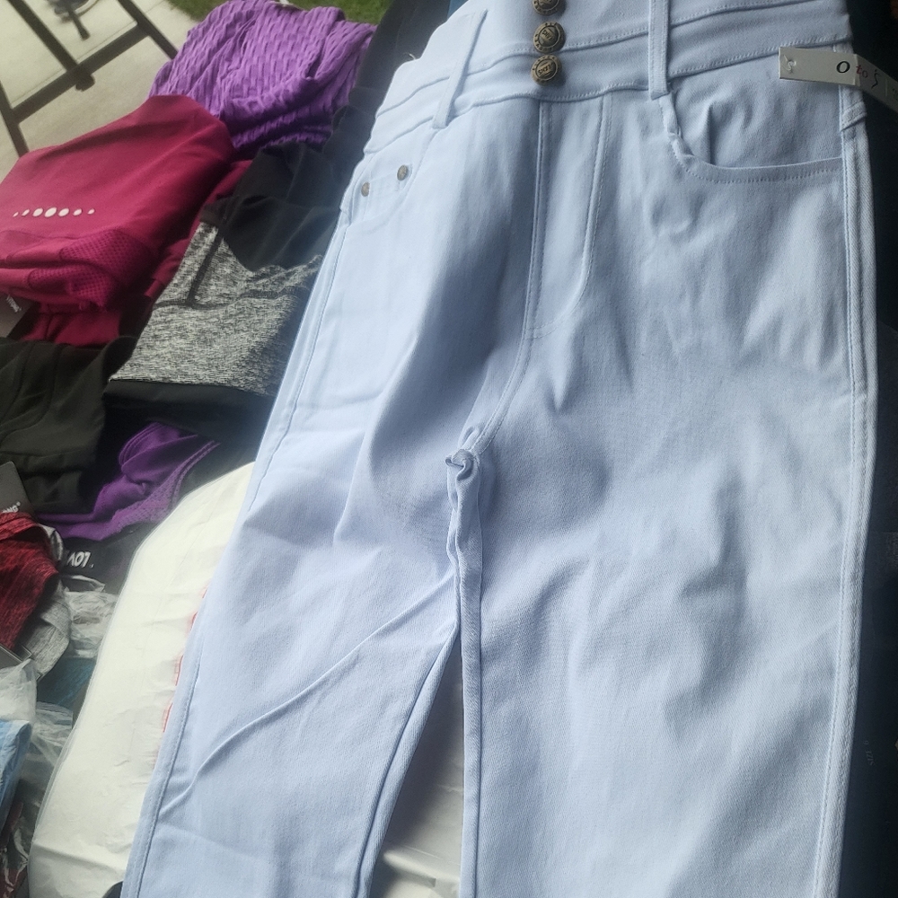 White capris